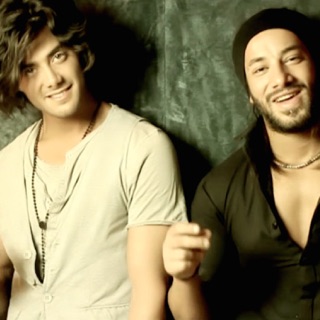 کاور آهنگ Mano Dari (feat. Amir Tataloo) از Amir Tataloo & Ardalan Tomeh