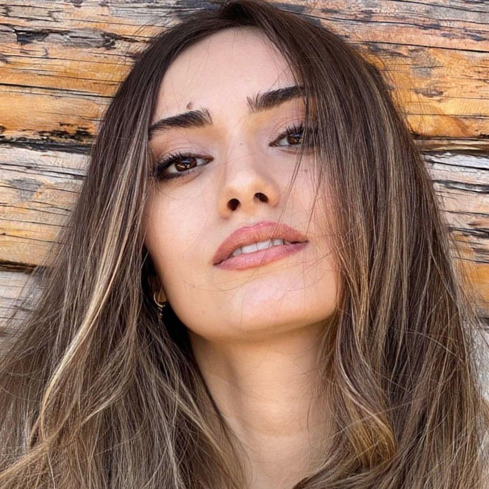 کاور آهنگ Dostum Dostum از Ayten Rasul