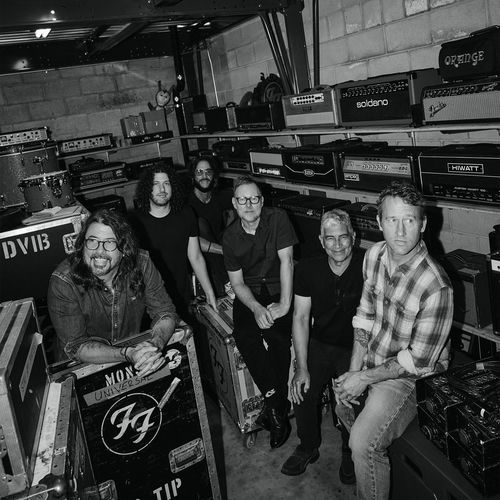 کاور آهنگ Times Like These (Official HD Video) از Foo Fighters