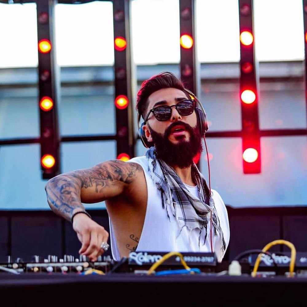 کاور آهنگ Pesare Bad Remix از Jafar