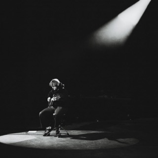 کاور آهنگ Pointless (2026 Version) [Live from Madison Square Garden, New York, NY] از Lewis Capaldi